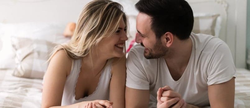 How masturbating without porn improves overall sexual well-being: diagram showing connection between mindful porn-free self-pleasure and enhanced intimacy